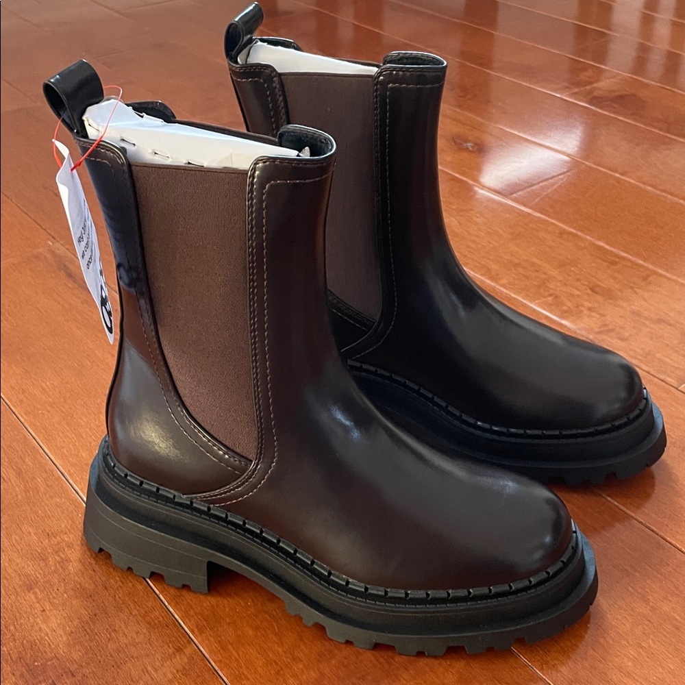 ASOS DESIGN Austin Chunky Chelsea Black and Brown Women's Boots